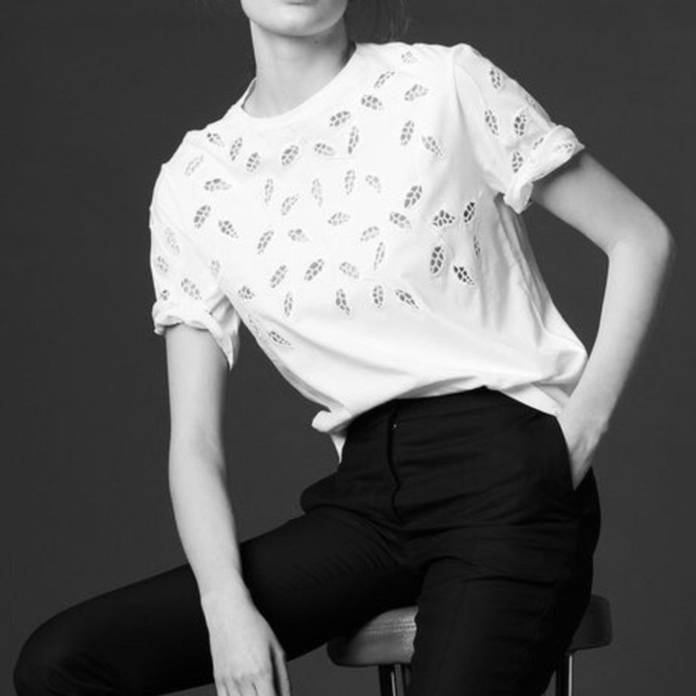 SANDRO Leaf-embroidered cotton-jersey T-shirt b2b